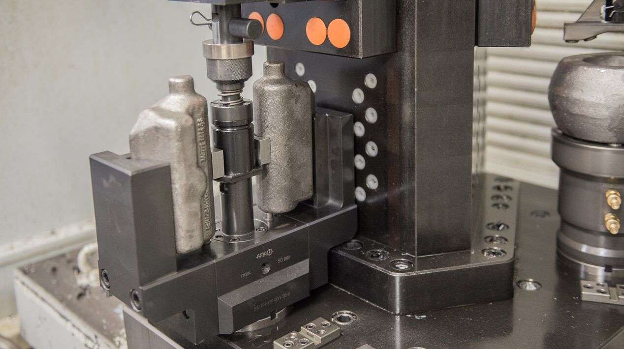10001
